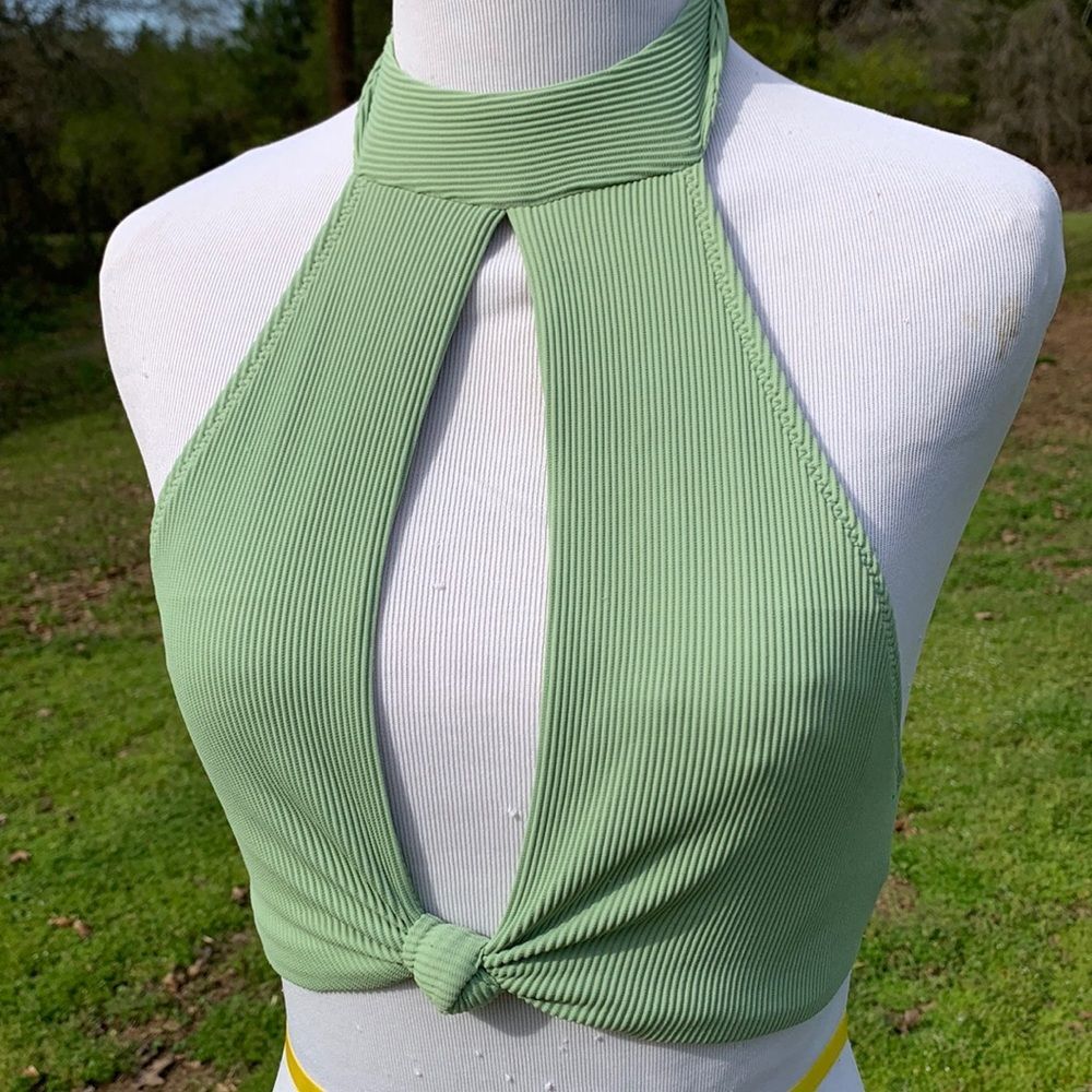 Aerie pastel sage green cutout knot front halter bikini swim top Medium Ribbed